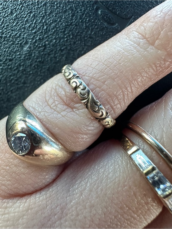 Antique Jewelry - Antique 14k Gold Carved Scrollwork Ring